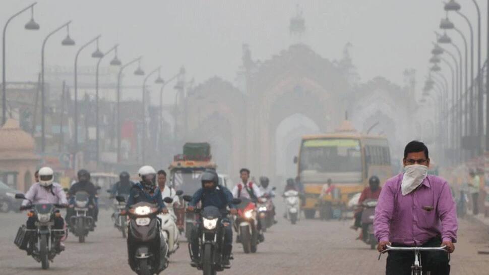 Delhi pollution: AQI remains in &#039;poor&#039; category; change in wind direction likely to improve situation