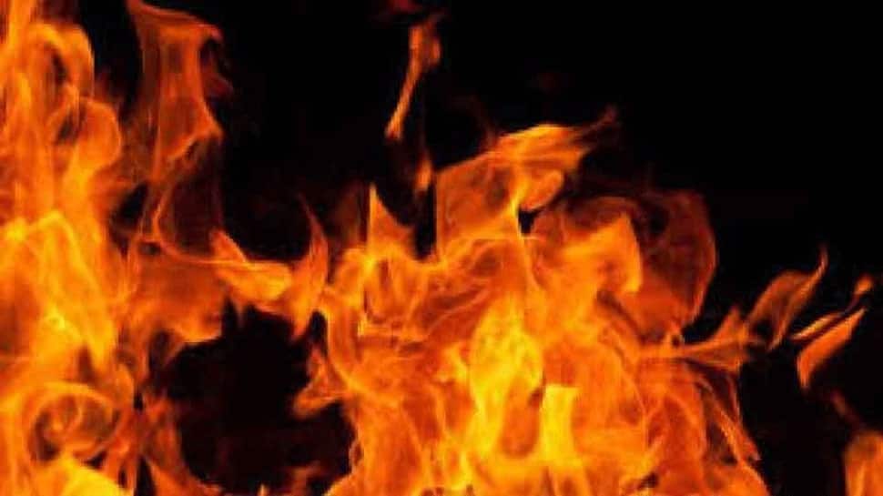 Stalker sets woman on fire in Andhra Pradesh&#039;s Vijayawada, she pulls him in; both dead