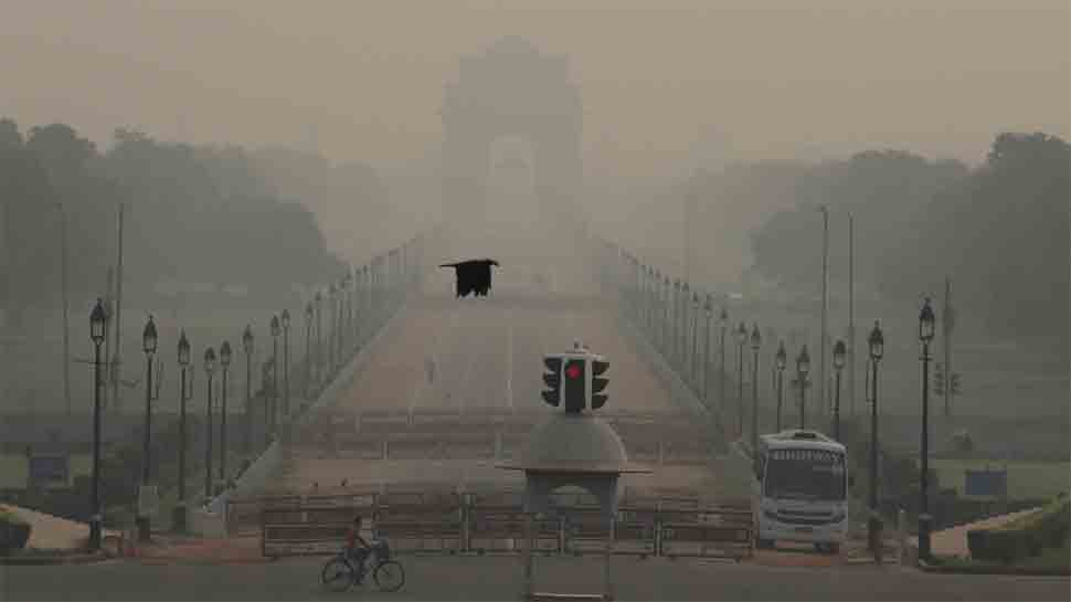 Delhi residents breathing poison? Air quality deteriorates further, smoky haze envelops capital