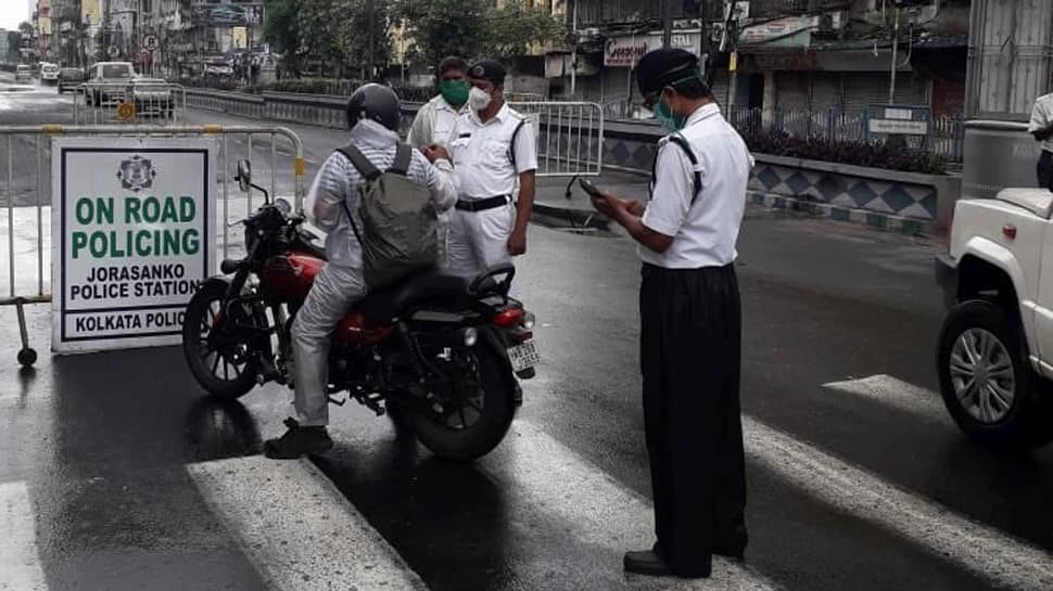Kolkata Police challaned nearly 2500 people in October for not wearing masks, in a record low 