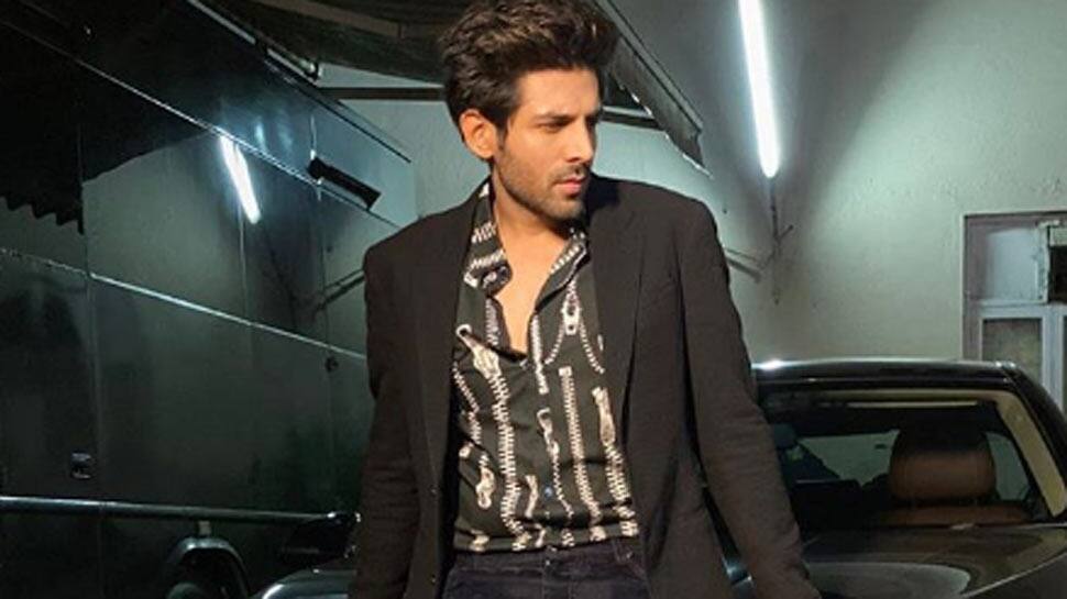 Kartik Aaryan to turn showstopper for Manish Malhotra’s Mijwan show at Lakme Fashion Week