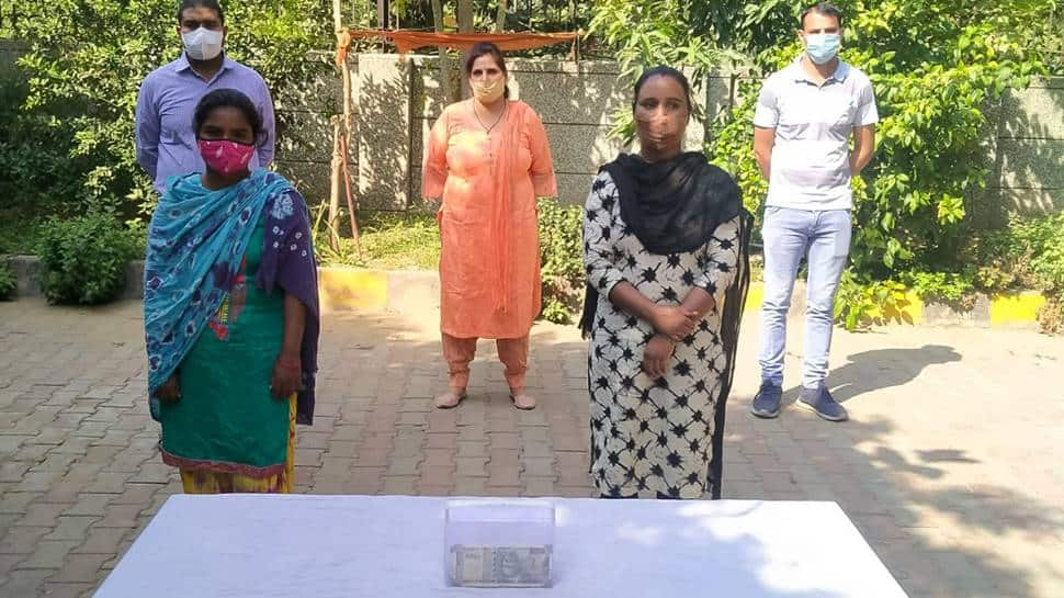 Delhi Police arrests two women for robbing elderly man