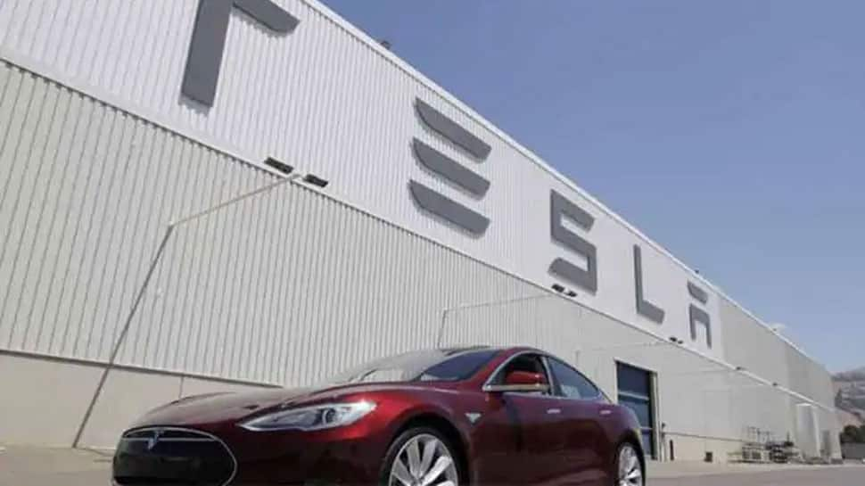 Tesla reduces warranty period on used cars