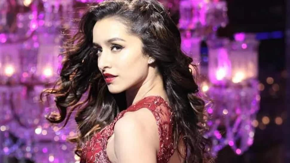 Shraddha Kapoor to play Naagin on-screen, trolls have a field day with hilarious memes