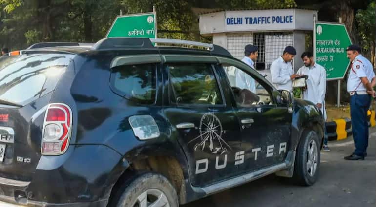 Delhi to restart online booking for high-security registration plates, colour-coded stickers from Nov 1 