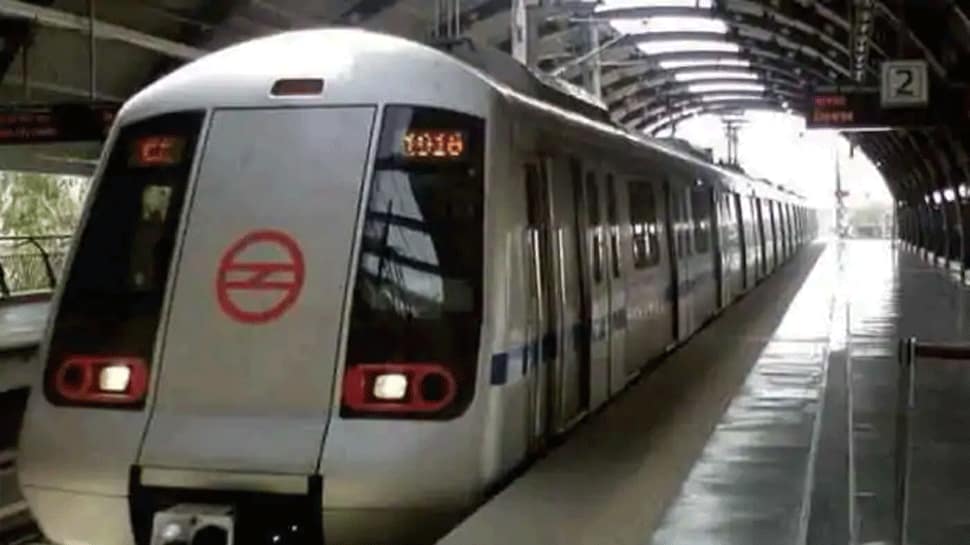 Good news! Commuters can travel using single metro card in Delhi and Noida metro trains