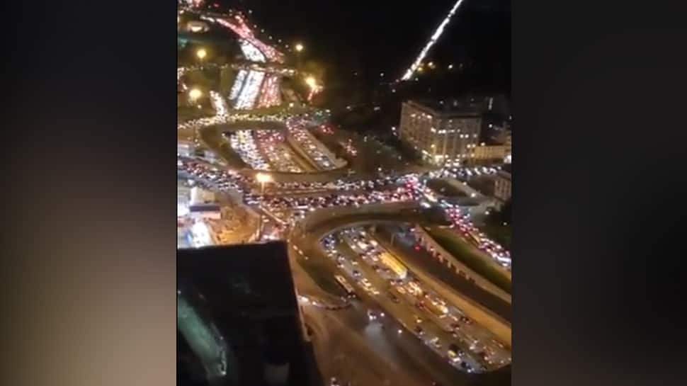 Paris witnesses 700-km-long traffic jam as second COVID-19 lockdown begins in France