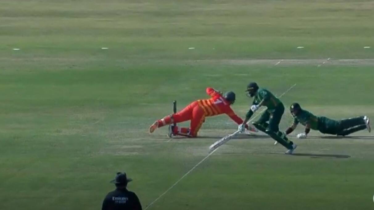 Hilarious run-out involving two Pakistan batsmen leaves Twitter bemused, Watch!