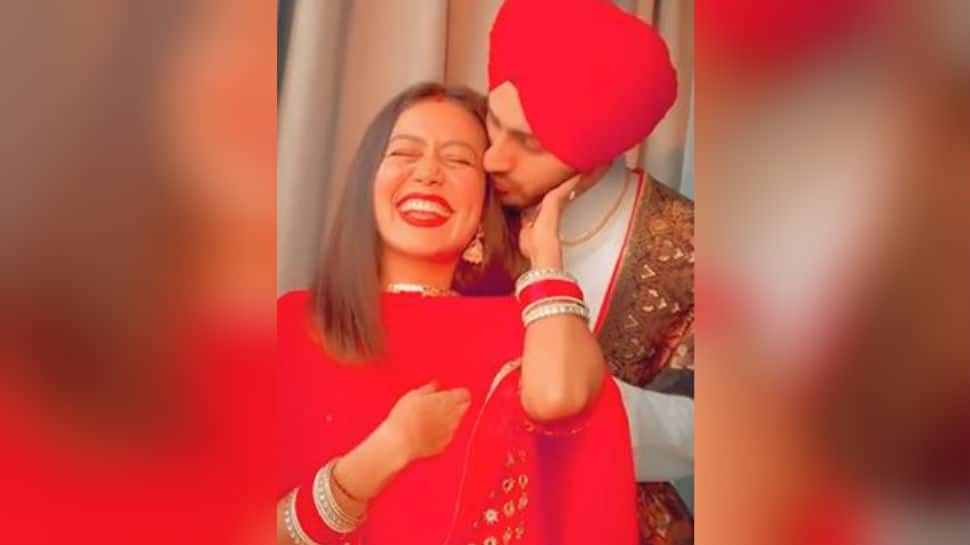 On Karwa Chauth, Neha Kakkar and Rohanpreet Singh&#039;s adorable video takes over the internet - Watch