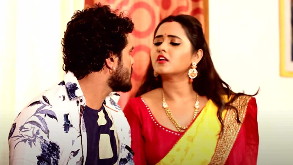 Khesari Lal Yadav-Kajal Raghwani&#039;s viral Bhojpuri song &#039;Sutala Tani Kora Mein&#039; shows their sizzling chemistry - Watch