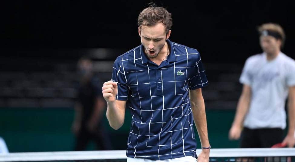 Daniil Medvedev wears down Alexander Zverev in Paris to claim third Masters title