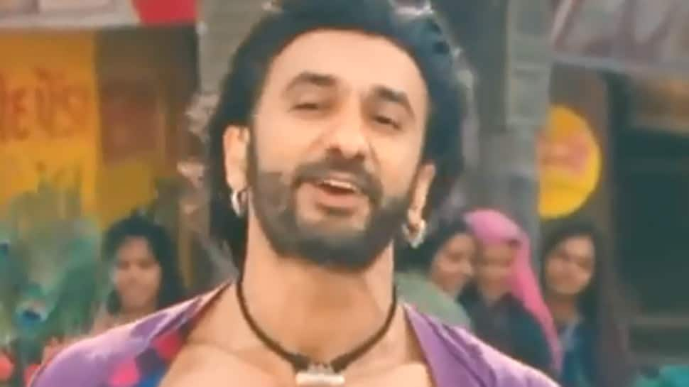 Raj Kundra turns into Ranveer Singh of 'Ram Leela' in this viral