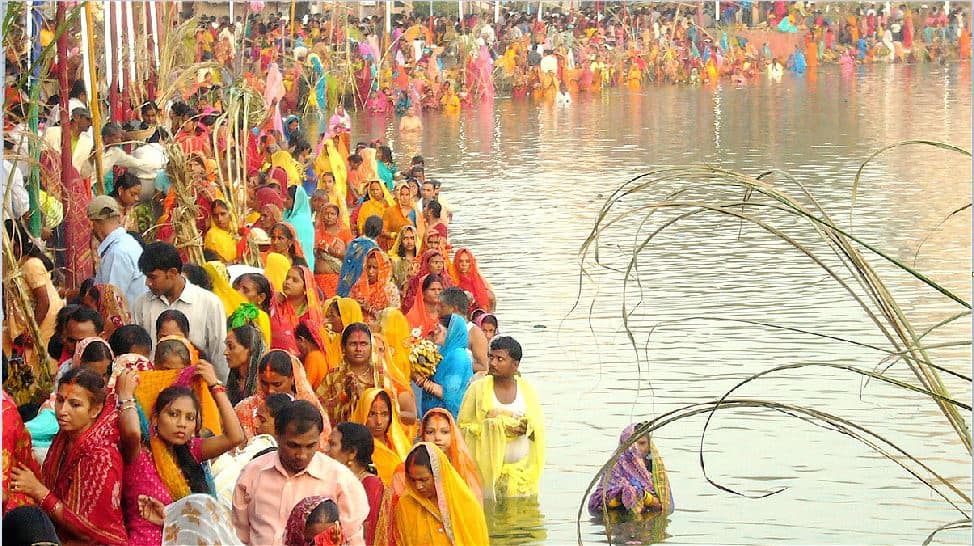 As COVID-19 cases rise, Delhi government takes this big decision regarding Chhath Puja