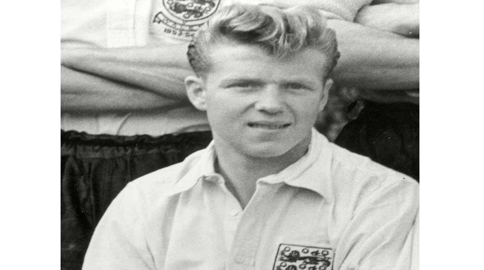 Former Manchester United forward Albert Quixall dies at 87