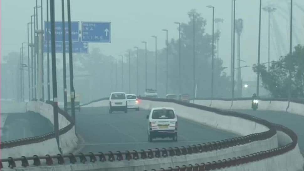 After 40 days, Delhi records air pollution in 'moderate' category with PM 2.5 at 132