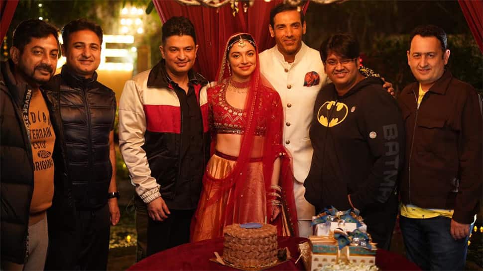 Dressed in red lehenga-choli Divya Khosla Kumar celebrates birthday with &#039;Satyamev Jayate 2&#039; cast - In pics