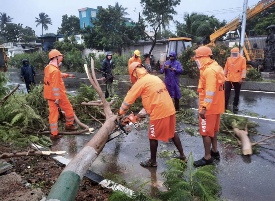 Cyclone Nivar hits Chennai, Puducherry, leaves a trail of destruction: In  Pics | News | Zee News