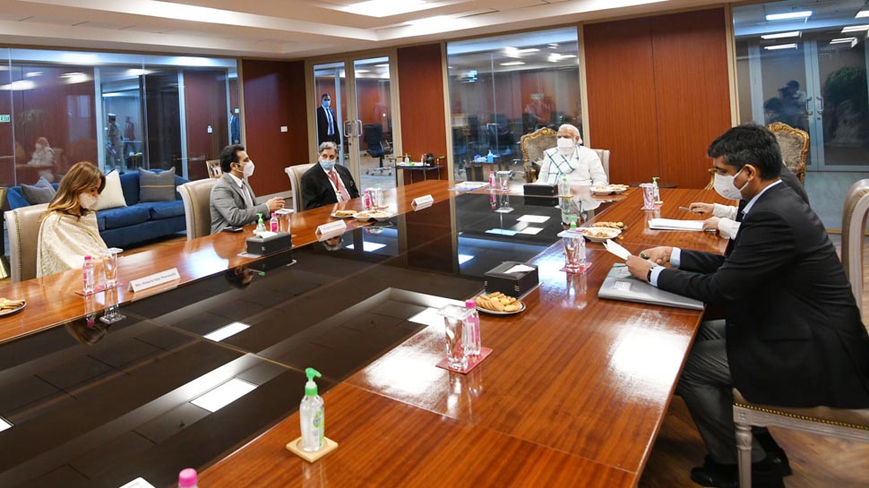 COVID-19 vaccine: SII CEO Poonawalla makes big announcement after PM Modi visit COVID-19 vaccine: SII CEO Poonawalla makes big announcement after PM Modi visit