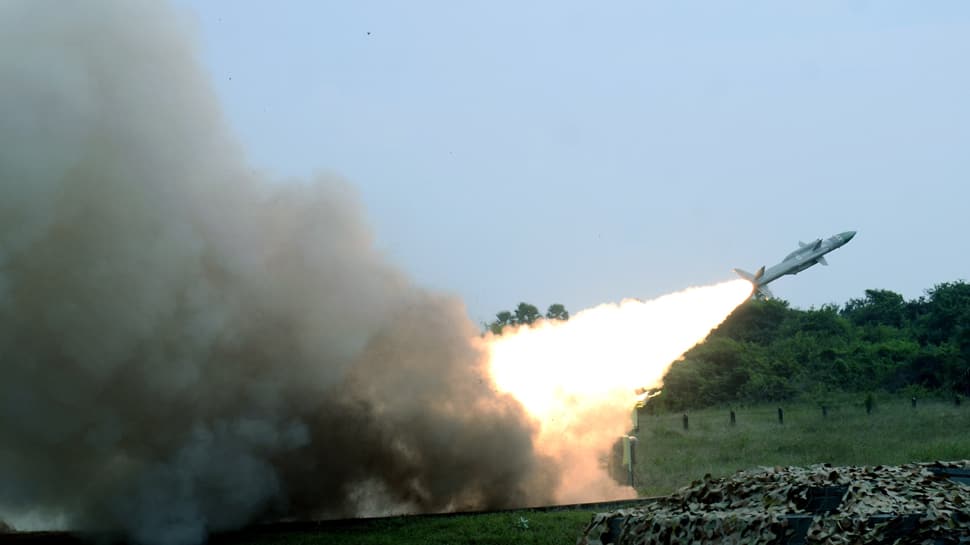 IAF carries out firing of Akash and Igla missiles in Andhra Pradesh&#039;s Suryalanka