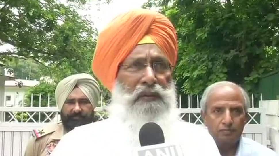 After Parkash Singh Badal, Sukhdev Singh Dhindsa to return Padma Bhushan amid farmers&#039; protest