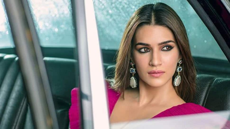 Kriti Sanon&#039;s bewitching photoshoot in white by Dabboo Ratnani goes viral!