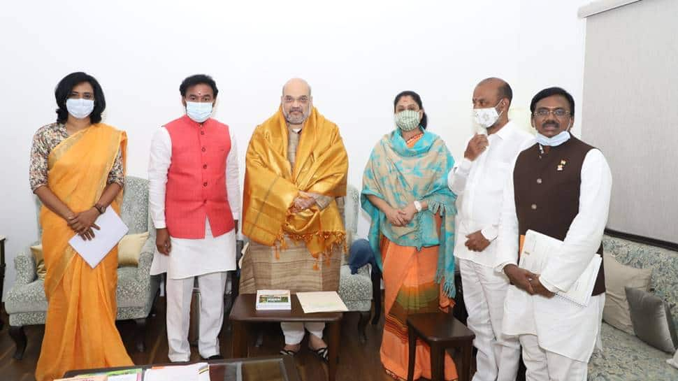 Actor Vijayashanti quits Congress to join BJP on Monday, meets Amit Shah in Delhi