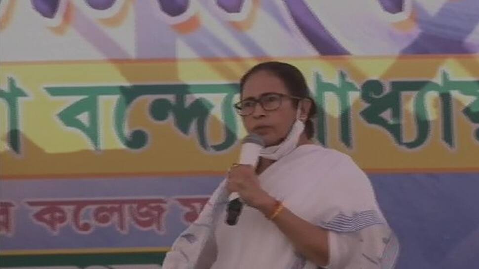 We won&#039;t let BJP make West Bengal a Gujarat, will not let you give rise to riots here: CM Mamata Banerjee