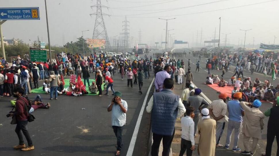 Bharat Bandh today: Major markets in Delhi remain open, situation normal in Noida, Jammu too