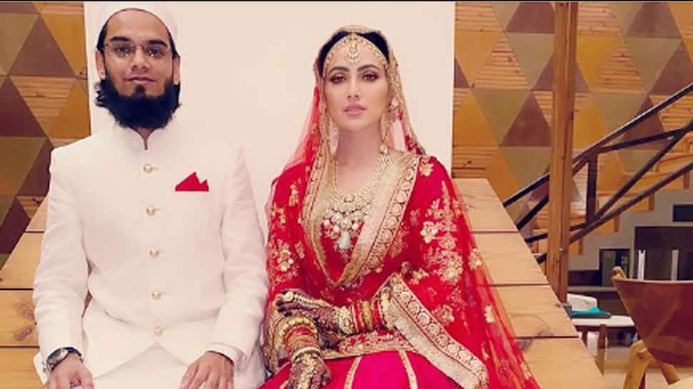 Newlyweds Sana Khan and hubby Mufti Anas Sayied&#039;s love-filled pics and videos from Kashmir go viral on social media!
