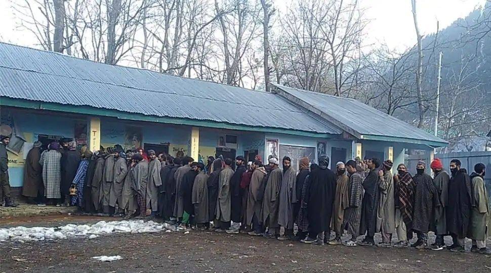 J&amp;K DDC elections 5th phase: Over 8 lakh voters to decide fate of 299 candidates