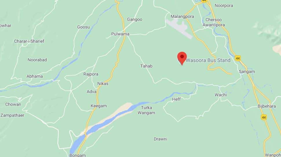 Unidentified terrorists shoot and injure a civilian in Jammu and Kashmir's Pulwama Unidentified terrorists shoot and injure a civilian in Jammu and Kashmir's Pulwama