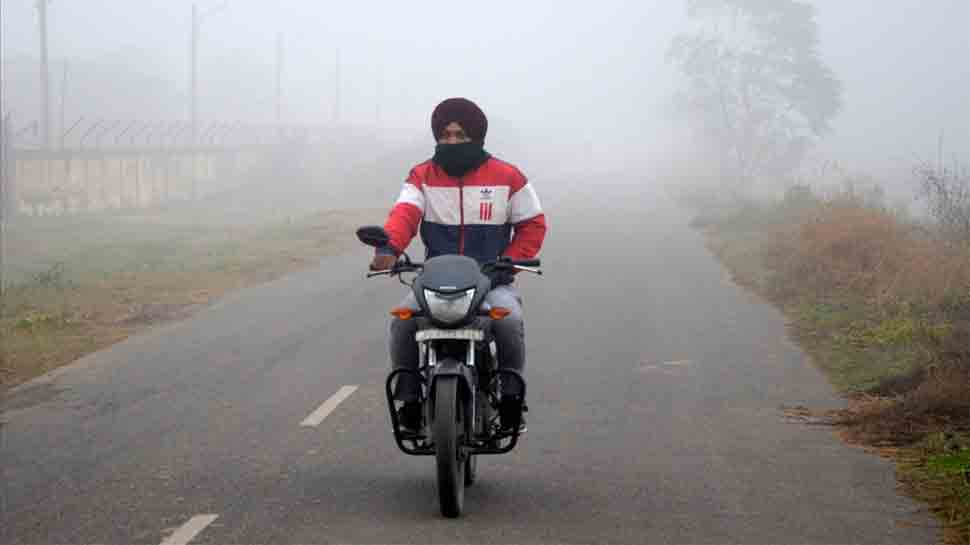 Mercury dips to 4.1 degree Celcius in Delhi; icy winds flow, cold wave grips capital