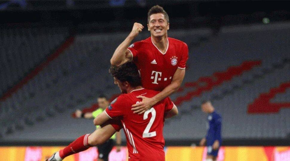 Robert Lewandowski becomes third player to score 250 goals in Bundesliga