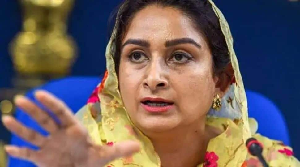 Harsimrat Kaur Badal slams Delhi CM Kejriwal for tearing copies of farm laws, calls it &#039;cheap theatrics&#039;