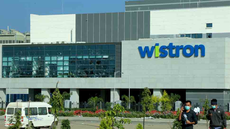 Days after violence at Wistron plant, Apple iPhone makers to remove its India vice president 