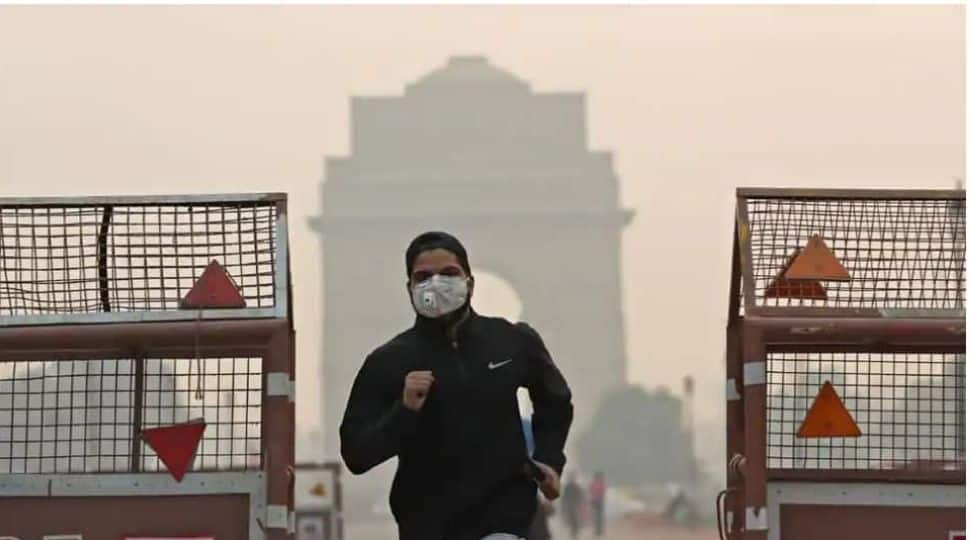 Winter chill persists in Delhi; AQI in &#039;severe&#039; category, likely to deteriorate in coming days