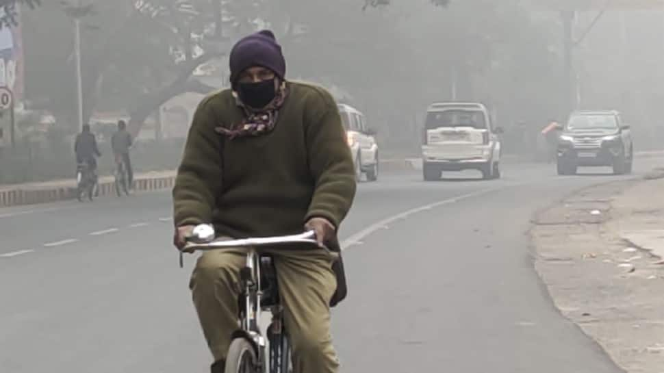 avoid-alcohol-to-survive-severe-cold-wave-in-north-india-warns-imd