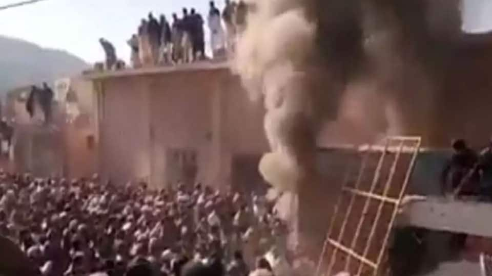 Angry mob attacks, demolishes temple in northwestern Pakistan, draws strong condemnation