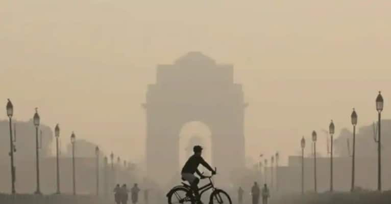 MCDs responsible for increasing dust levels in Delhi, have no plan for proper mechanised sweeping: Atishi