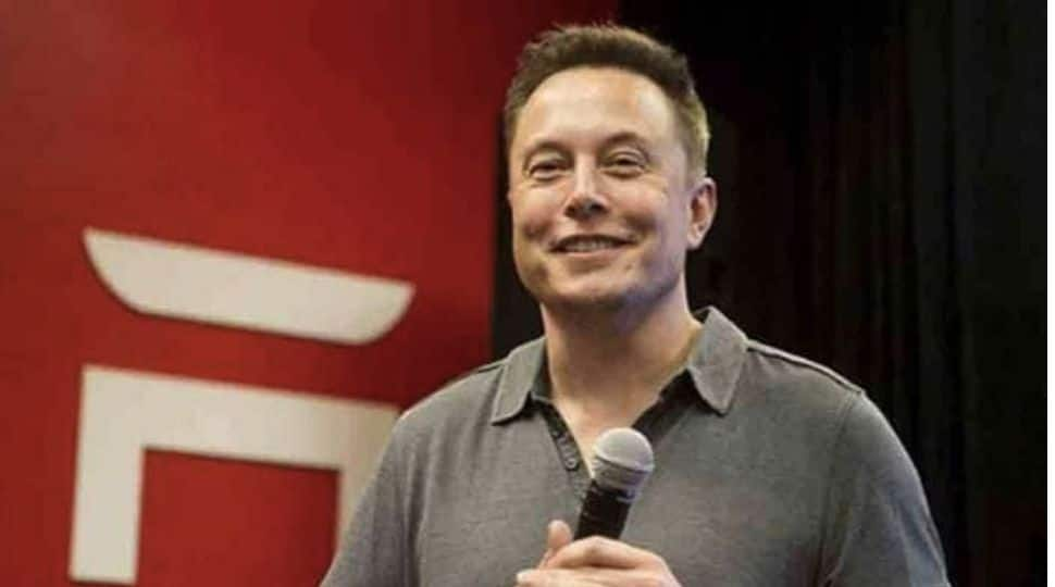 Elon Musk leaves Jeff Bezos behind, becomes richest man on planet