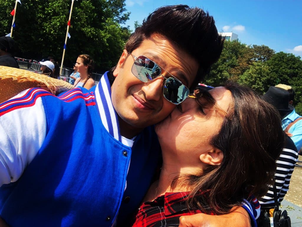 Riteish Deshmukh took to Twitter to post his wishes for Farah