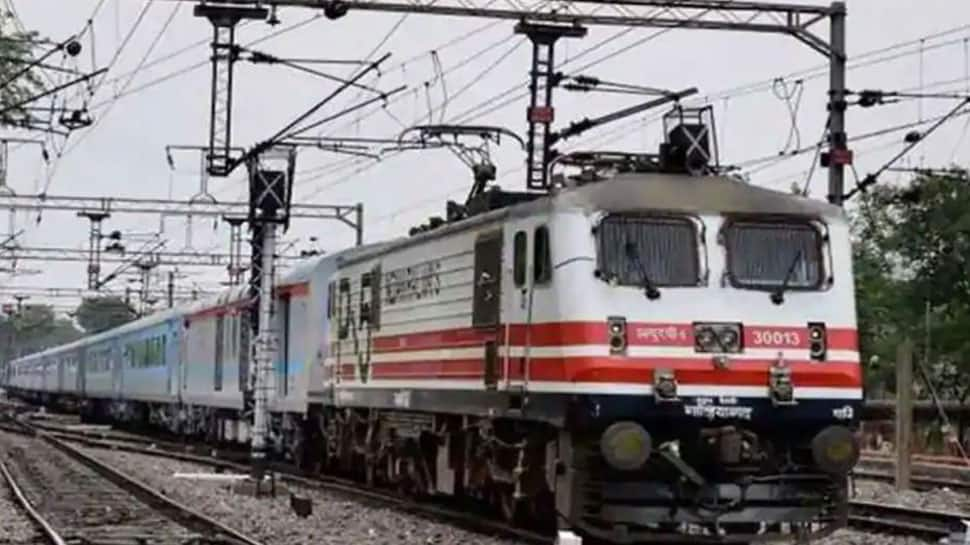 7th Pay Commission scale jobs in Indian Railways, check last date and other details