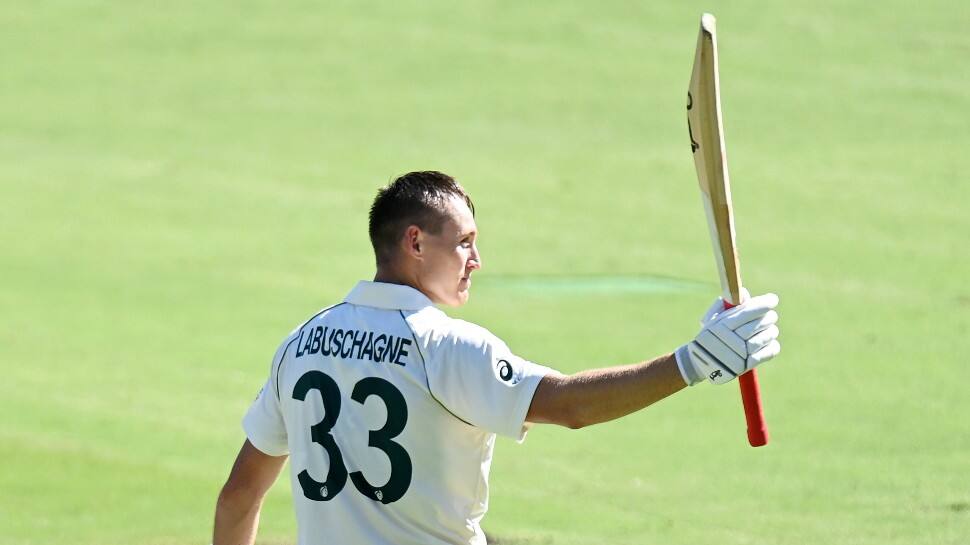 Marnus Labuschagne celebrates after reaching a hundred at the Gabba. (Photo: cricket.com.au)