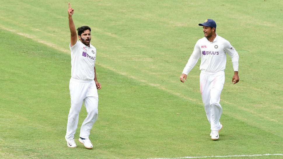 IND vs AUS 4th Test: India aim to remove Australia&#039;s tail as play resumes after rain delay