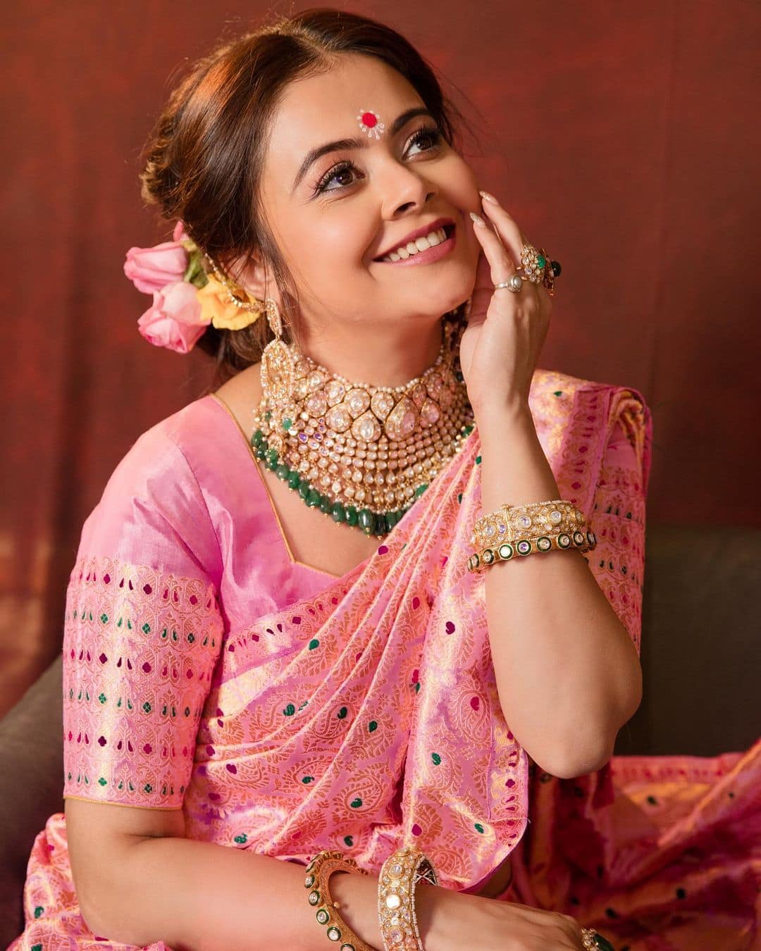 Devoleena was gorgeously decked up to celebrate Makar Sankranti