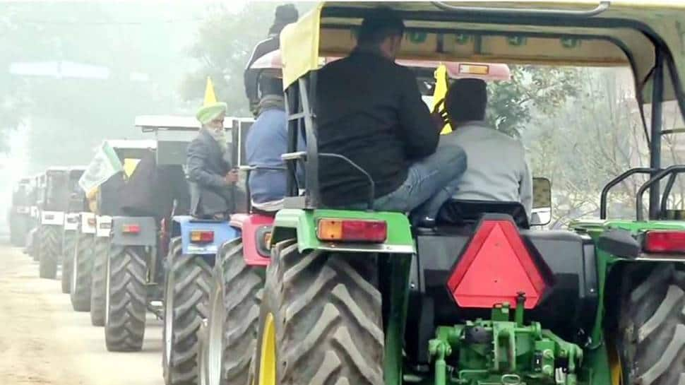 Supreme Court asks Centre to withdraw plea against farmers&#039; tractor march on Republic Day january 26