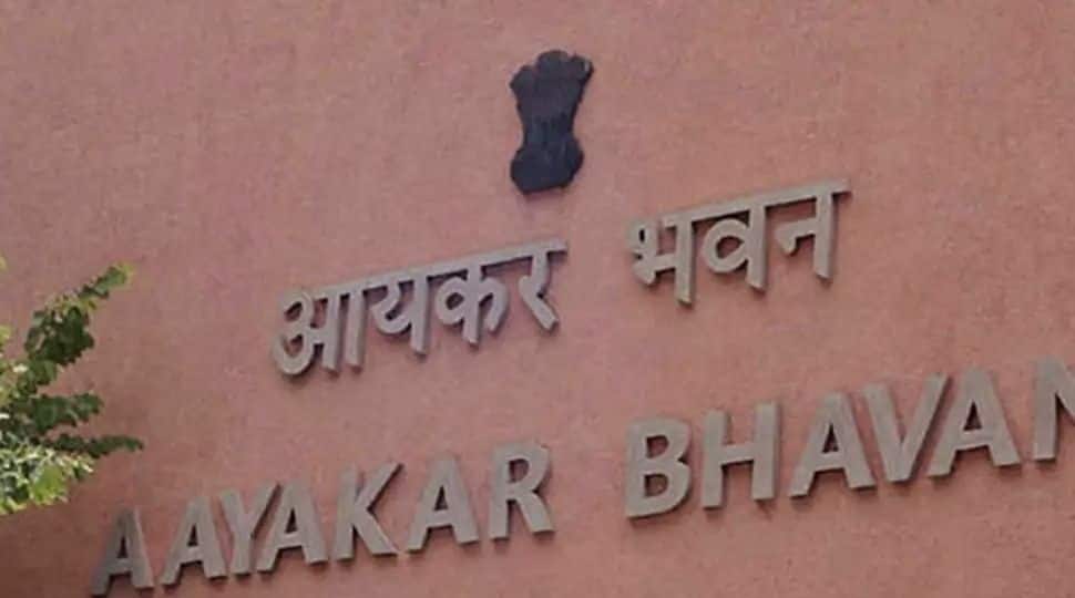 Income tax department co-ordinates search operation in Jaipur, transactions over Rs 1400 crore unearthed Income tax department co-ordinates search operation in Jaipur, transactions over Rs 1400 crore unearthed