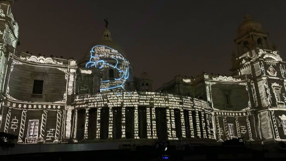 Projection mapping show at Victoria Memorial