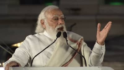 PM Narendra Modi pays tribute to Netaji Bose on his 125th birth anniversary in Kolkata