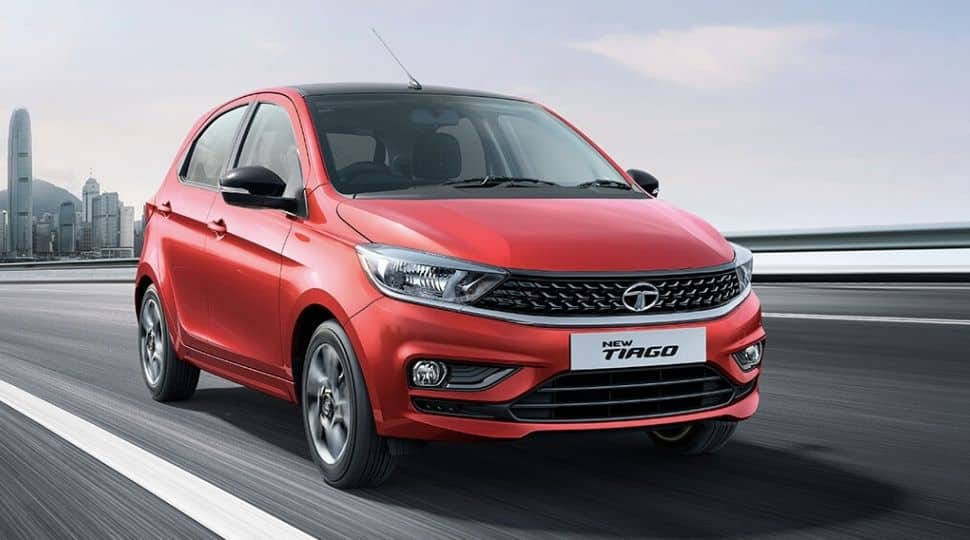 Tata's entry-level hatchback offering Taiogo is now priced from Rs. 4.70 lakh to Rs. 6.74 lakh.